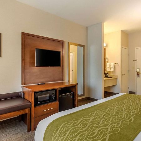 Comfort Inn Ellsworth - Bar Harbor Bagian luar foto