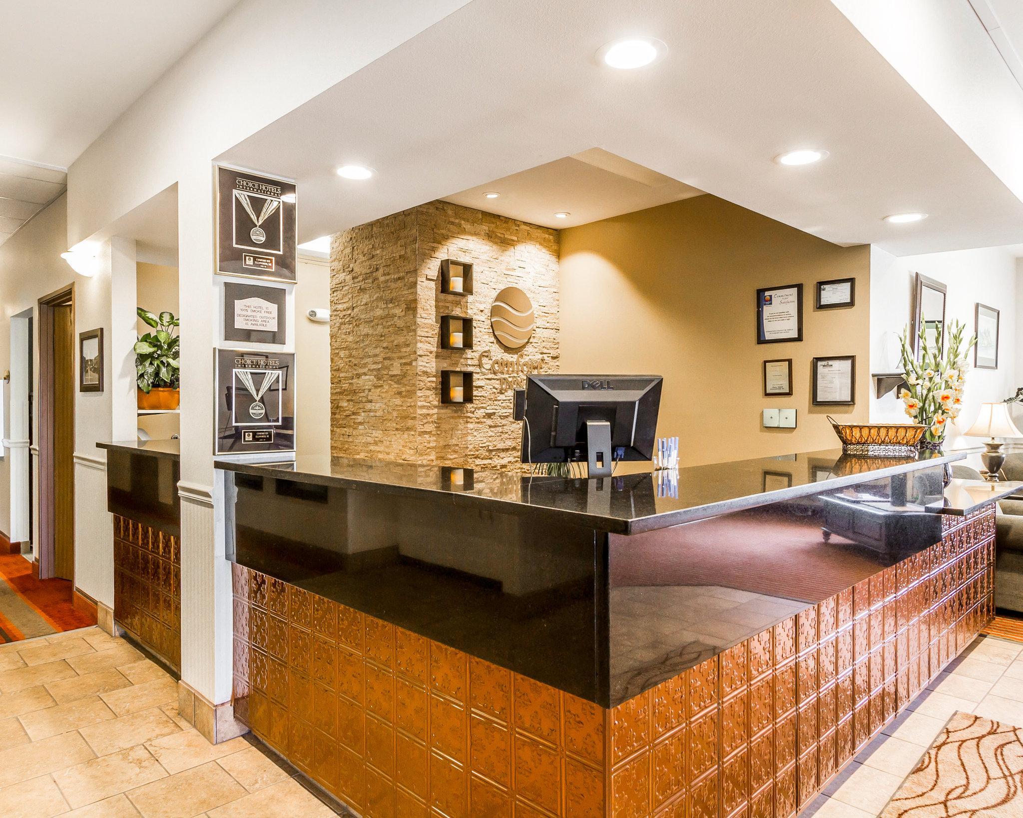 Comfort Inn Ellsworth - Bar Harbor Bagian luar foto