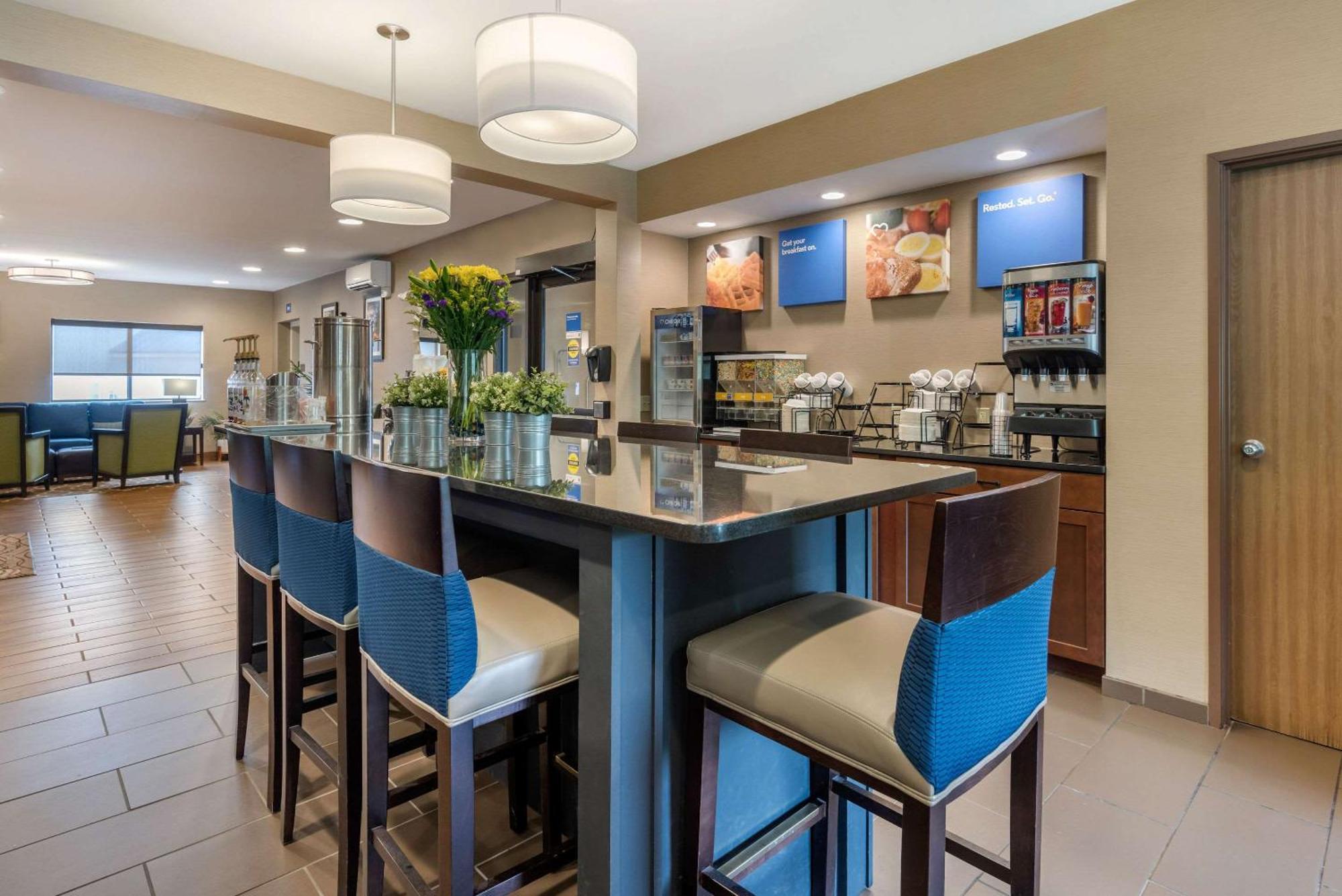 Comfort Inn Ellsworth - Bar Harbor Bagian luar foto