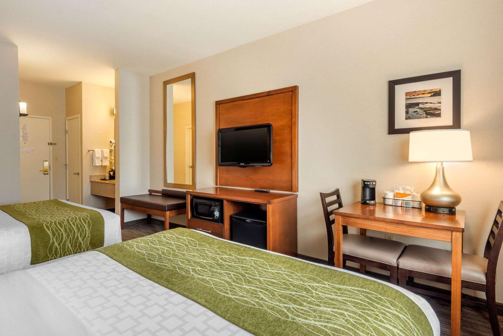 Comfort Inn Ellsworth - Bar Harbor Bagian luar foto