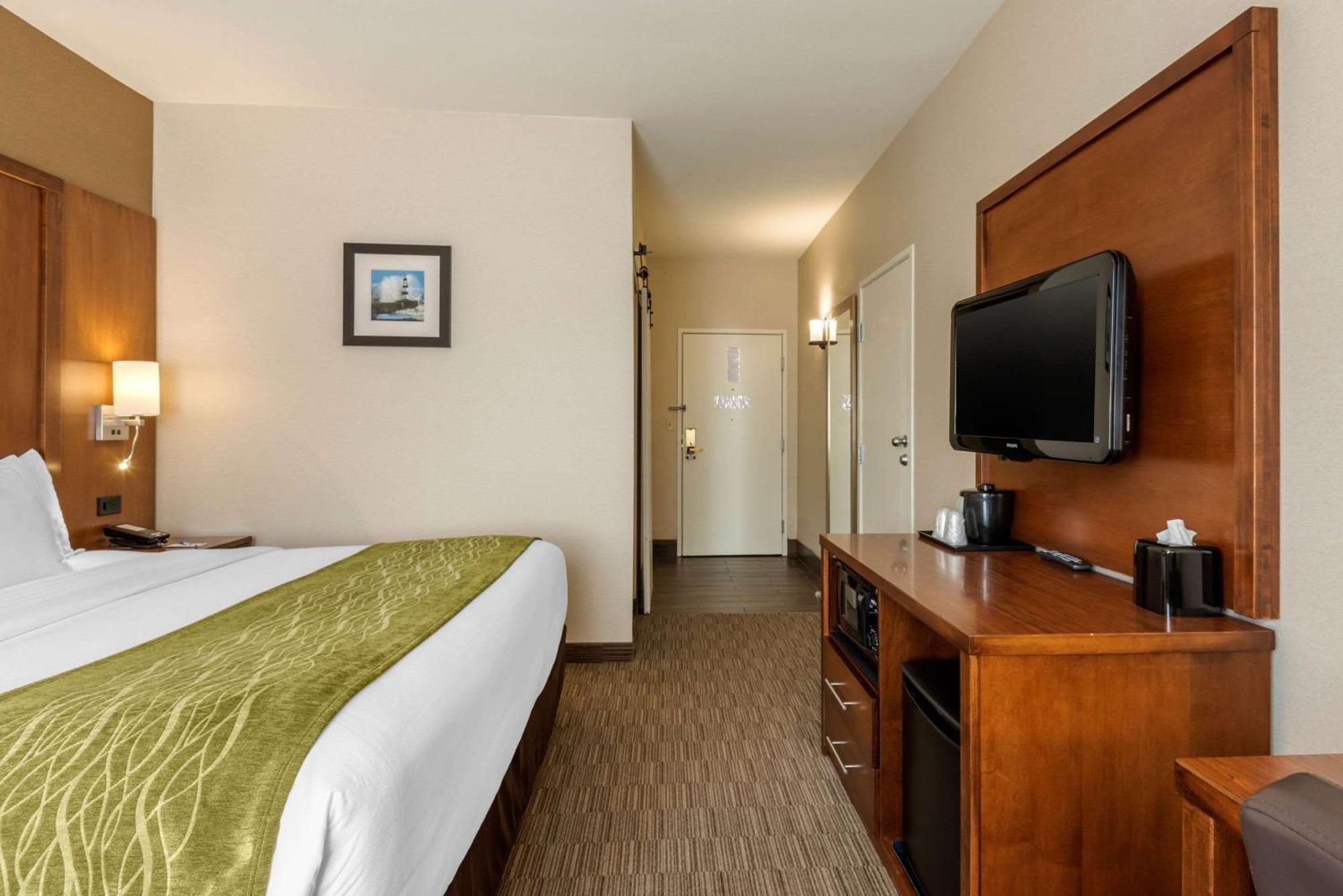 Comfort Inn Ellsworth - Bar Harbor Bagian luar foto