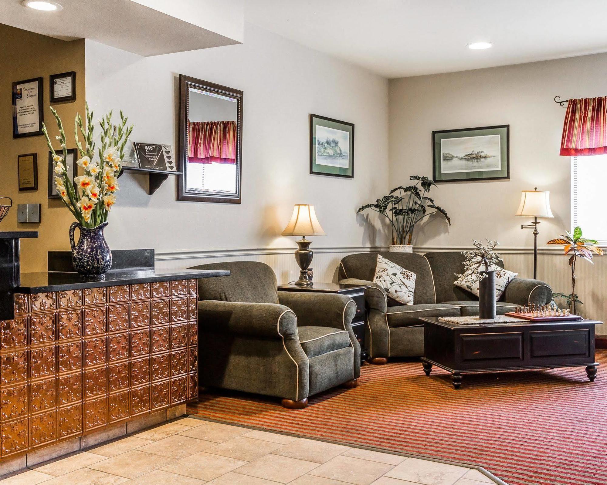 Comfort Inn Ellsworth - Bar Harbor Bagian luar foto