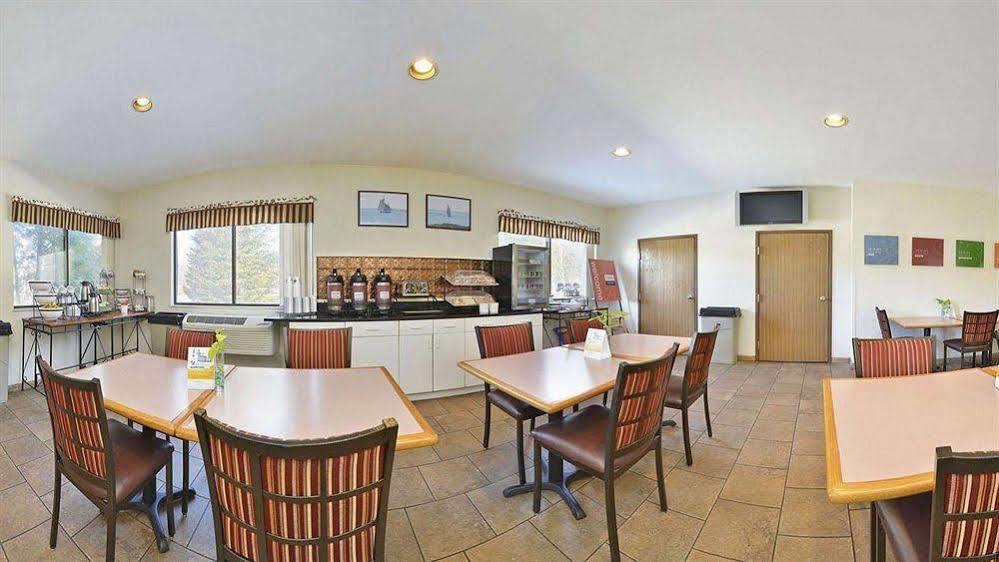 Comfort Inn Ellsworth - Bar Harbor Bagian luar foto